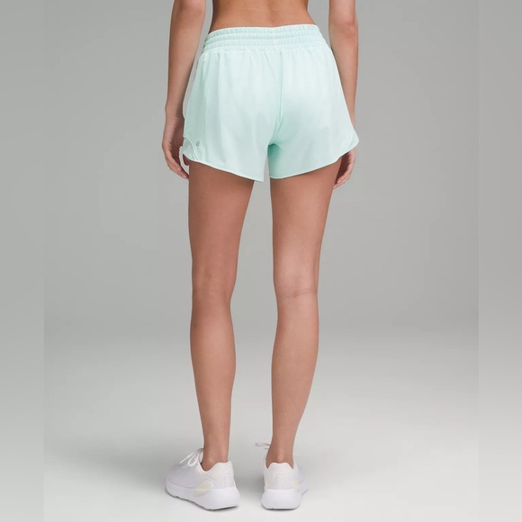 NWT Lululemon Hotty Hot High-Rise Lined Short 4" IdealMint - Picture 4 of 8